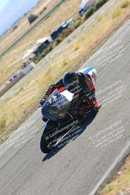 media/Oct-15-2023-TrackXperience (Sun) [[85198ff50b]]/Group 3/session 4 turn 3/